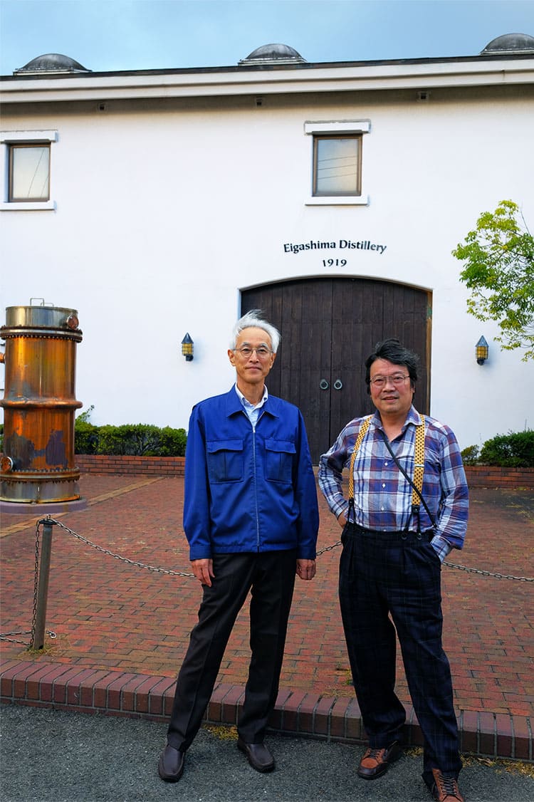 江井ヶ嶋蒸溜所を訪問。平石社長とツーショット