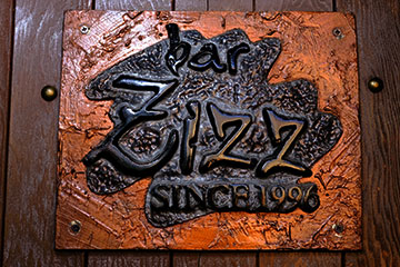「Bar Zizz」