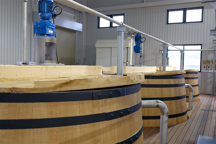 秩父第二蒸留所のウォッシュバック（発酵槽）