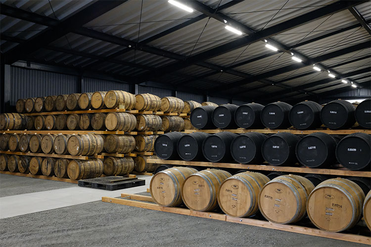 秩父第二蒸留所の熟成庫