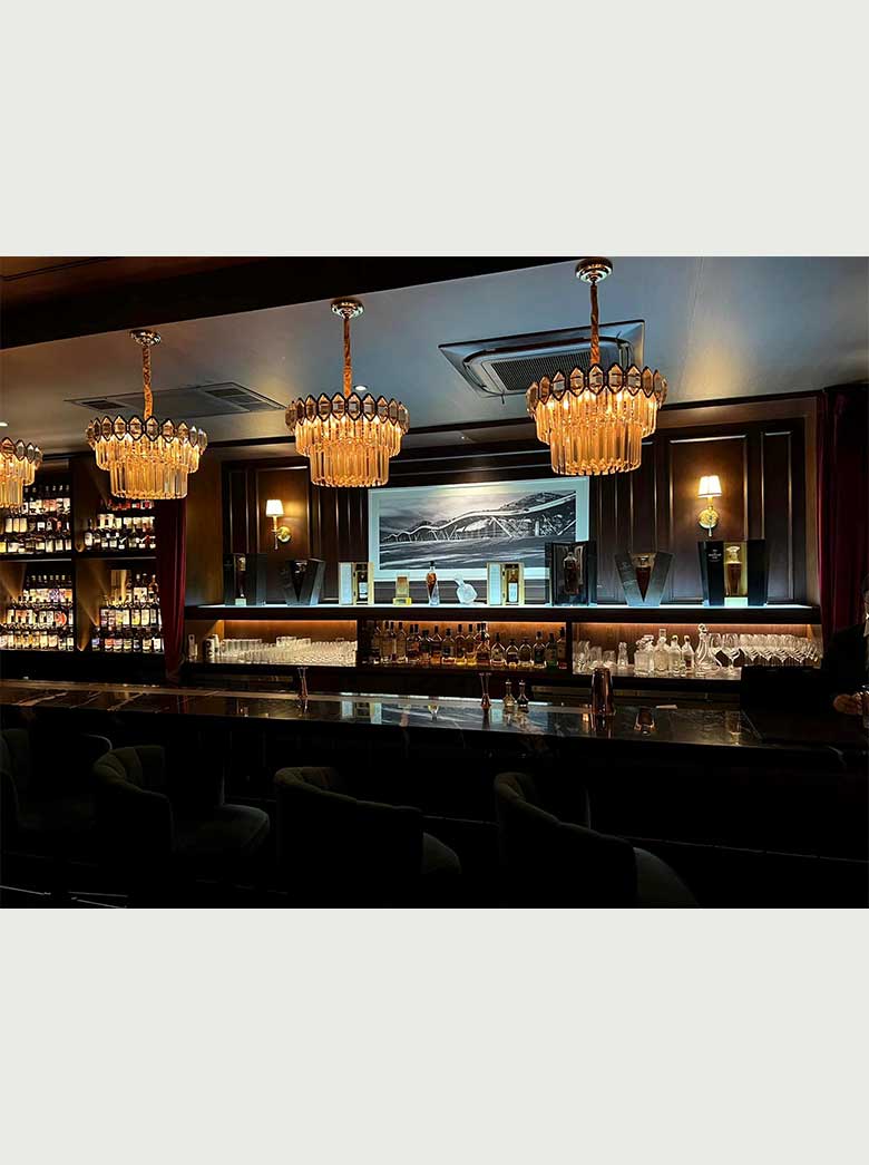 2022年11月にオープンしたハイランダーイン・ジャカルタ。本店はクライゲラキにあり、インドネシアでは初出店となります。